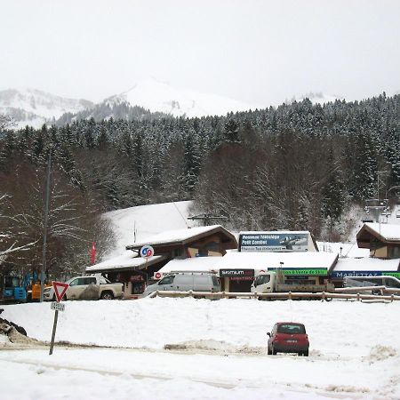Appartement Au Pied Des Pistes, Avec Vue Sur La Montagne Bernex Buitenkant foto
